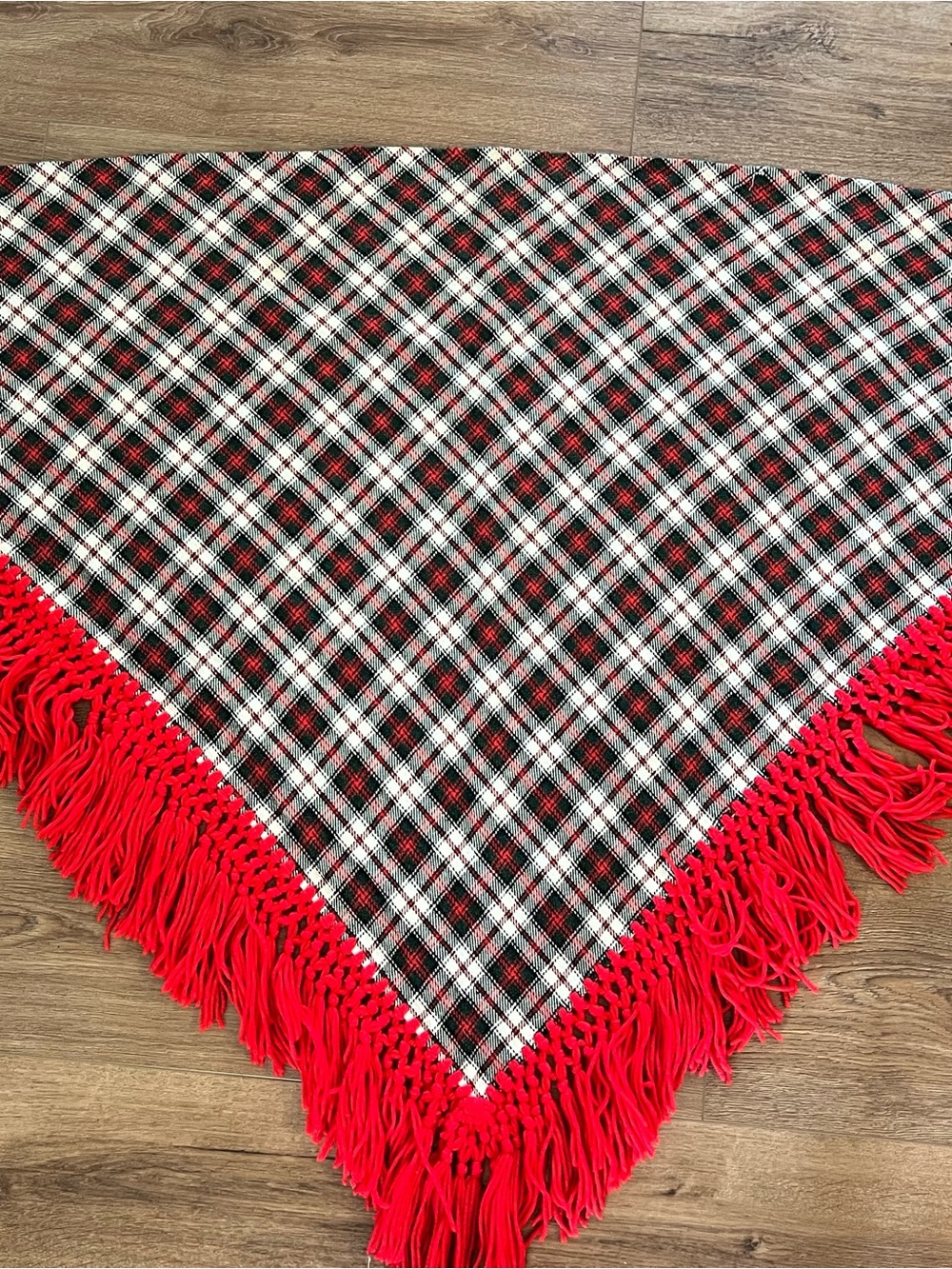Women's Red & Green Plaid Fringe Cape